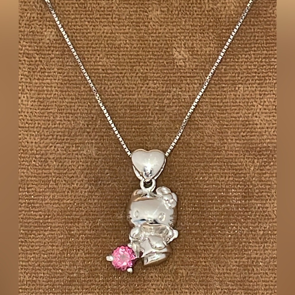 Solid 14K White Gold Hello Kitty Sanrio Rhodolite Garnet Angel Heart Necklace